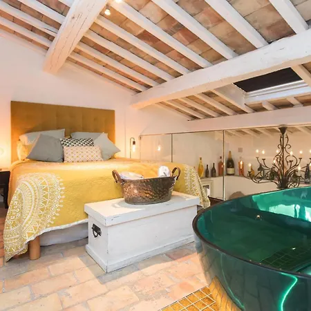 Absolute St Tropez *