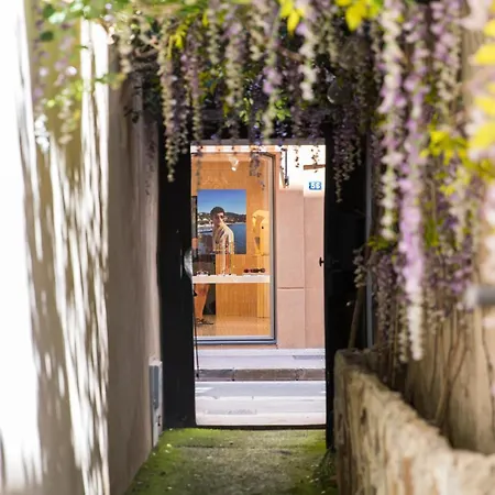 Absolute St Tropez * 圣特罗佩